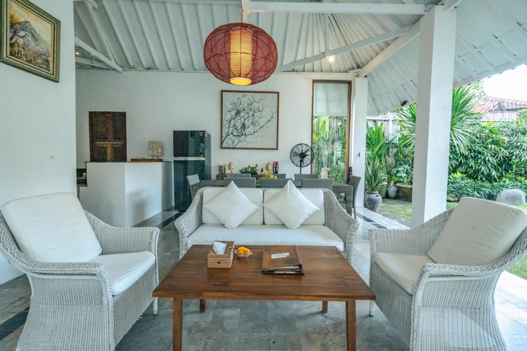 Villa Etnik Seminyak Eksteriør billede