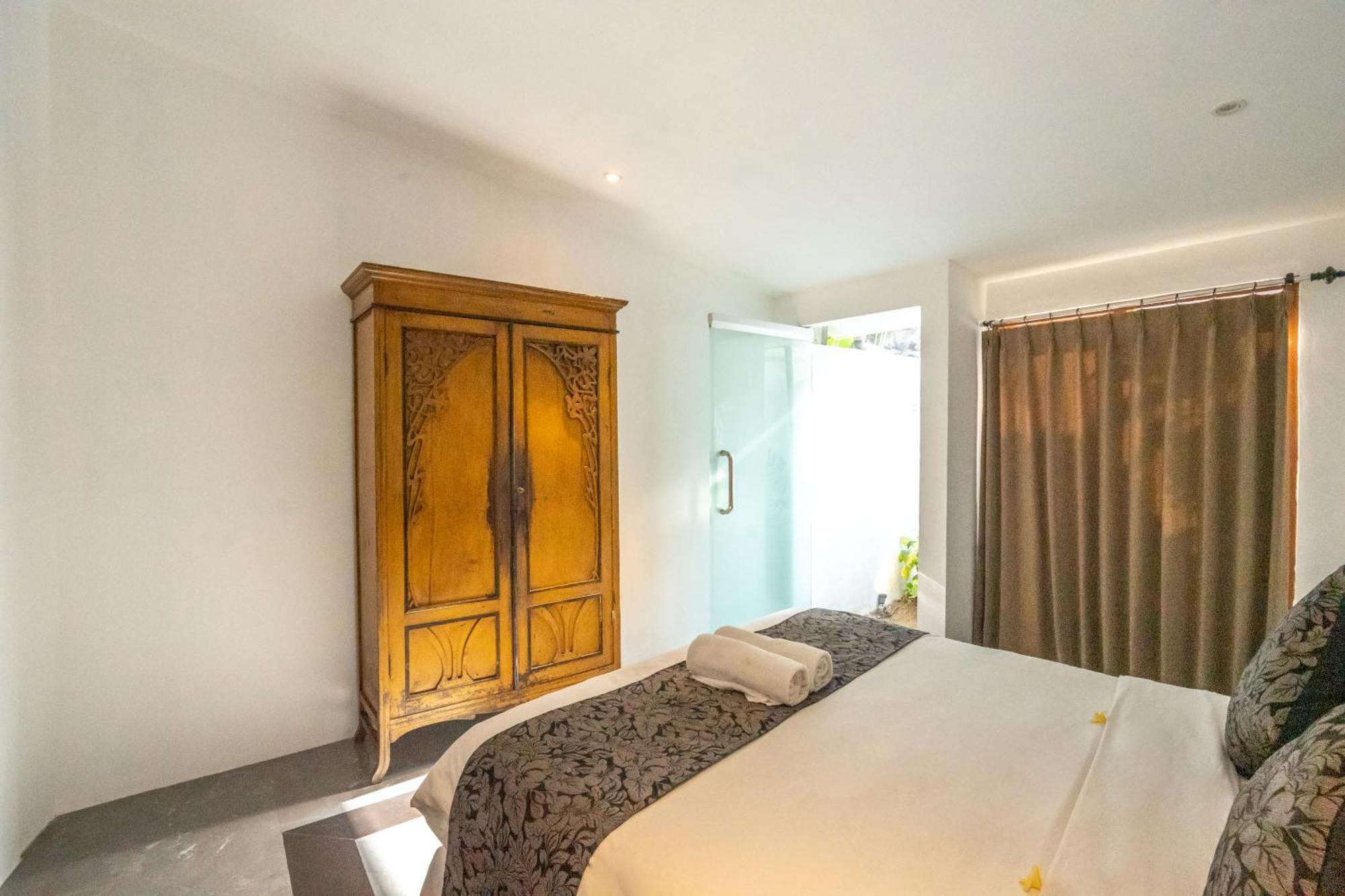 Villa Etnik Seminyak Eksteriør billede