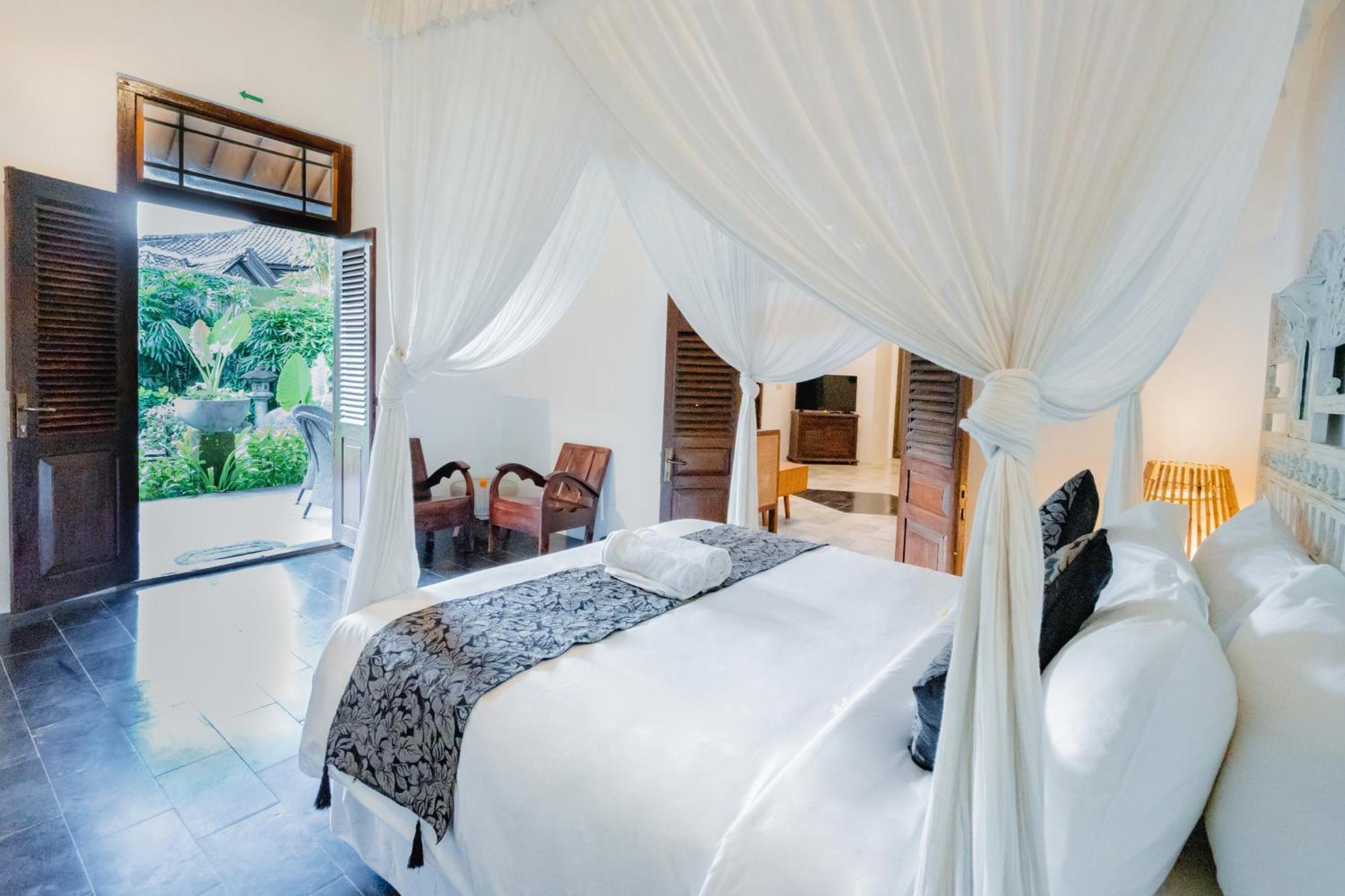 Villa Etnik Seminyak Eksteriør billede